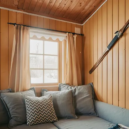 Tatil Evi In With A View Ski-inout *