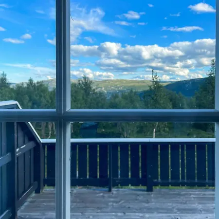 In With A View Ski-inout
